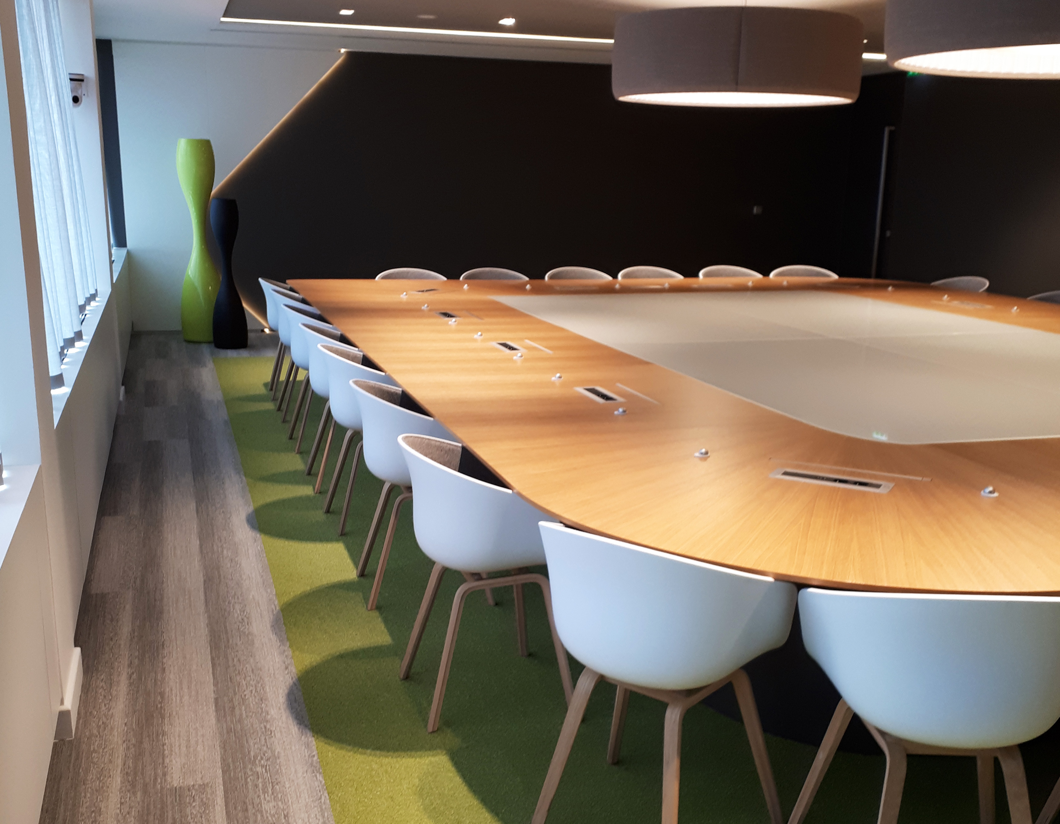 sham-vip_moquette-job-retail