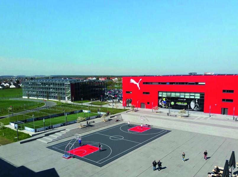 terrain sport résistant extérieur