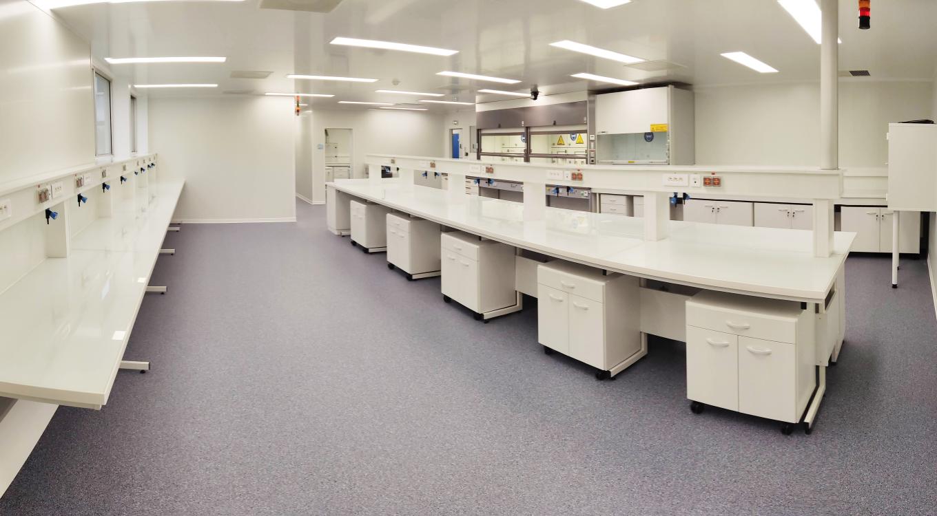 laboratoire next pharma industrie