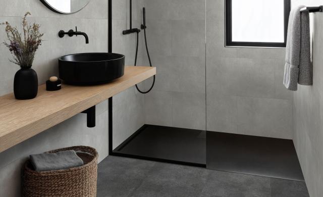 bloom uni dark concrete clear